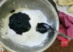 Illustration of how to make mulberry cake 1