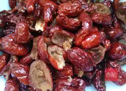 Illustration of how to cut Jiangmi cold cake 3