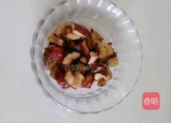 Illustration of how to make milk-flavored cornmeal cake 9