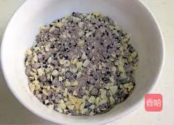 Illustration of how to make brown sugar small pot helmet 4