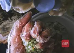 Illustration of how to make nutritious and beautiful bento broccoli rice balls 13