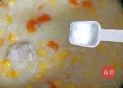 How to make corn, carrot and pork ribs porridge Illustration 10