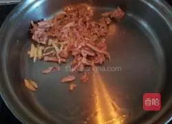 Illustration of how to make lean meat and preserved egg porridge 9