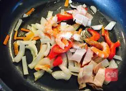 Recipe for Shrimp, Bacon and Cheese Baked Rice Illustration 3