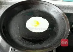 Illustration of how to make rye and black rice hamburgers 16