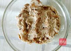 Illustration of how to make a willow leaf box 1