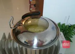 Illustration of how to make pumpkin hair cake 1