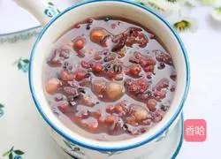 Illustration of how to make milky red bean and barley porridge 11