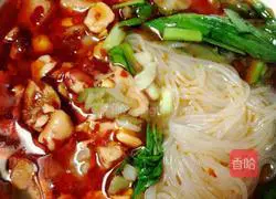 Illustration of how to make delicious spicy rice noodles 5