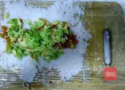 Illustration of how to make my panda rice balls and vegetables 4