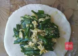 Illustration of how to make leek box 10