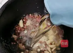 Illustration of how to make red bean, lotus seed and millet porridge 7