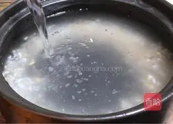 Illustration of how to make vegetable mixed rice porridge 2
