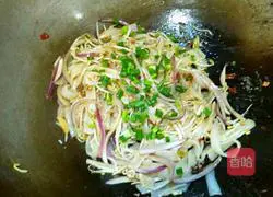 Illustration of how to make fried rice noodles 18