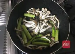 Illustration of how to make private sandwich cheese burger meat 15