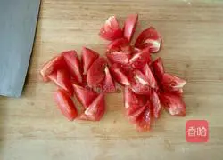 Illustration of how to make fried tomato and egg rice with rice 1