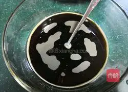 The red dates are cakey Practice illustration 3