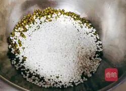 Illustration of how to make mung bean porridge 2