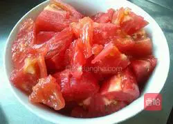 Illustration of how to make fried tomato and egg rice bowl 1