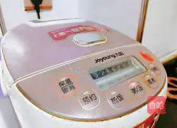 Illustration of how to make barley, red dates and millet porridge 7