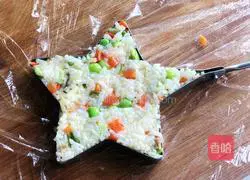 Illustration of how to make star mixed rice balls 8