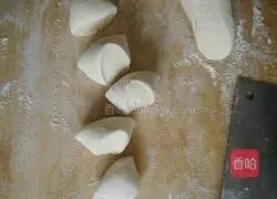 Illustration of how to make a leek box 8