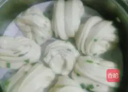 Illustration of how to make green onion rolls (16 pieces) 18