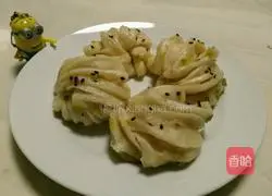 Illustration of how to make chive rolls 13