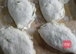 Illustration of how to make egg and leek box 7