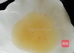 Illustration of how to make big bone soup noodles 14