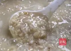 Illustration of how to make broccoli, oatmeal and millet porridge 4