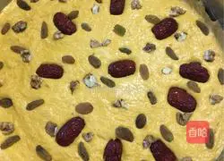 Illustration of how to make pumpkin hair cake 6