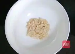 Illustration of how to make shrimp skin lean meat and vegetable porridge (baby food supplement) 4