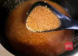 Illustration of how to make red dates and millet porridge 14