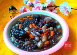 Illustration of how to make eye-improving and kidney-tonifying porridge 5