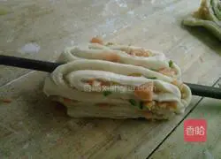 Spring onion Illustration of how to make ham sausage rolls 6