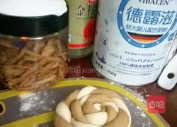 Illustration of how to make corrugated flower rolls 7