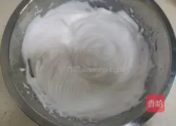 Strawberry Box Cake Recipe Illustration 7