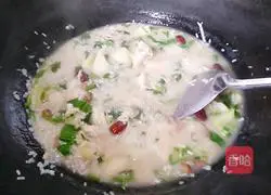 Illustration of how to make oil porridge 7