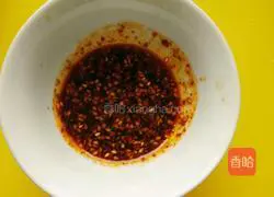 Illustration of how to make sesame sauce colorful cold noodles 8