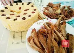 Illustration of how to make hot noodle corn cake 15