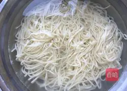 Illustration of how to make cold noodles 5