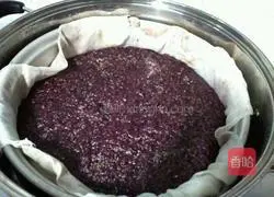 Illustration of how to make black rice cake 4