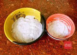 Illustration of how to make purple sweet potato cake 8