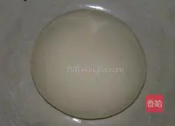 Illustration of how to bake eggplant and fresh meat in a box 1