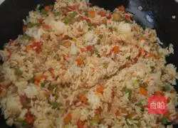 Illustration of how to make colorful rice balls 11