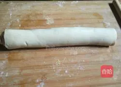 Illustration of how to make two-color chrysanthemum rolls 6