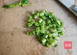 Illustration of how to make parsley and two rice porridge 2