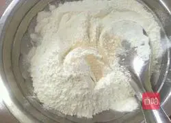 Illustration of how to make cartoon hair cake 2