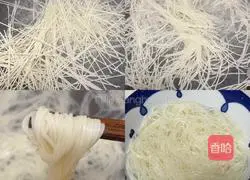 Illustration of how to make mushroom rice noodles 9